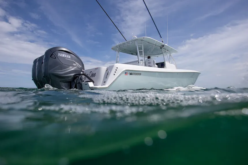 Contender 44FA on the water