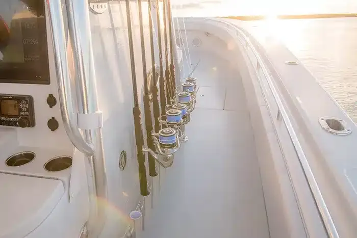 Contender 44ST rod storage